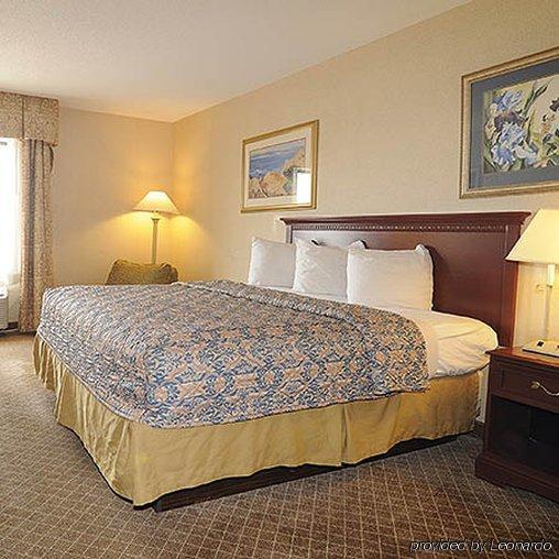 Days Inn By Wyndham Calumet Park Exterior foto