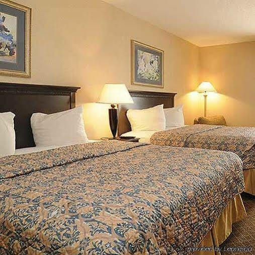 Days Inn By Wyndham Calumet Park Exterior foto